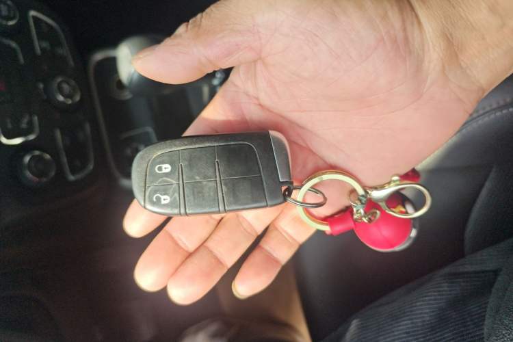 Used Jeep Compass 2017 200T Automatic Family Edition
