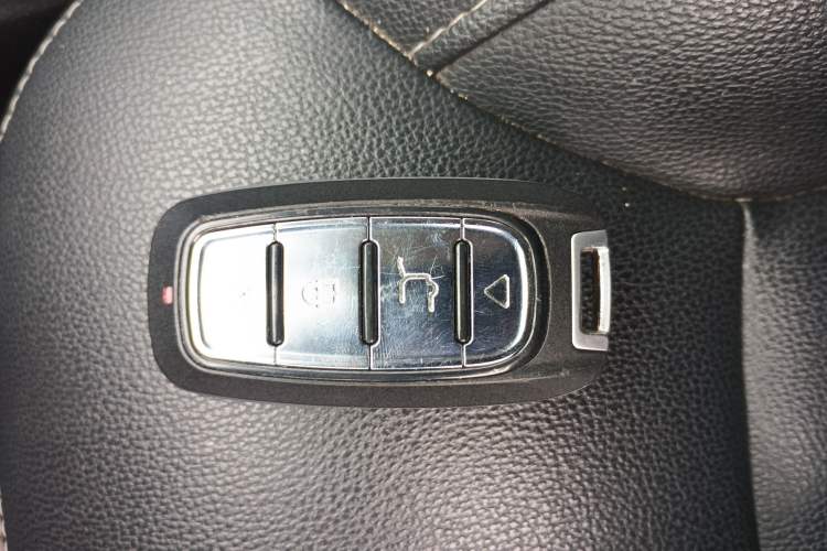 Used Qoros 5 2018 Revised Version 1.6T Automatic Leading Edition