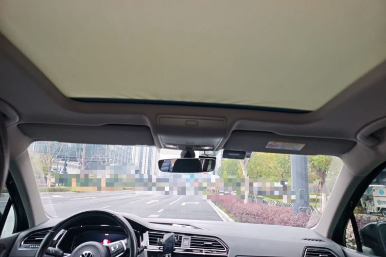 Used Volkswagen Tiguan L 2021 330TSI Automatic Two-Wheel Drive R-Line Enhanced Edition