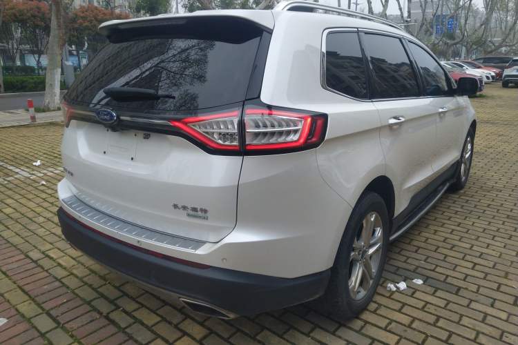 Used Ford Edge 2016 EcoBoost 245 Two-Wheel-Drive Titanium 7-Seater