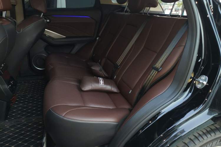 Used Wey VV6 2021 2.0T Two-Wheel Drive Smart Plus
