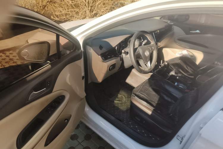 Used Buick Verano 2017 Sedan 15S Manual Leading Model Driver Seat