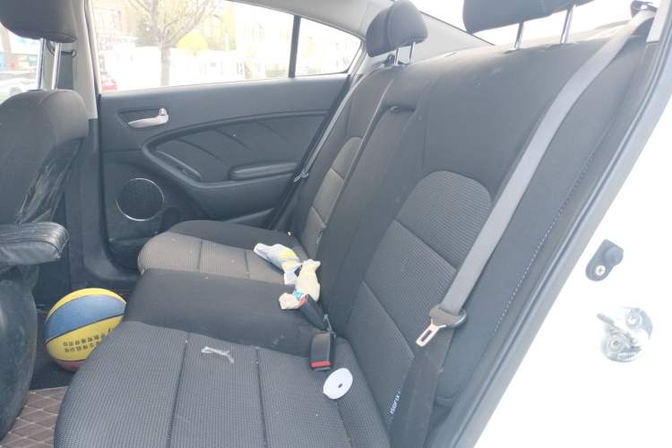 Used Kia K3 2016 1.6L Automatic GLS
