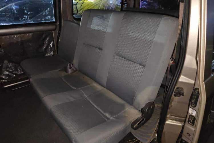 Used Wuling Rongguang 2012 1.2L Extended Basic Version LJY