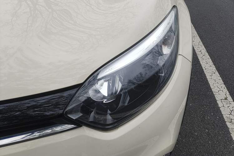 Used Renault Captur 2015 1.2T Automatic Comfort Edition
