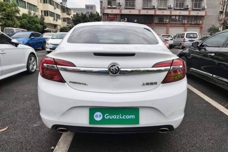 Used Buick Regal 2015 2.0L Leading Fashion Edition