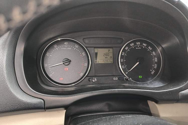 Used Skoda Fabia 2012 1.4L Automatic Crystal Edition Instrument Cluster