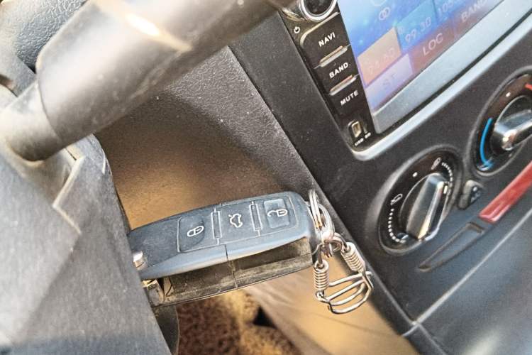 Used Dongfeng Aeolus S30 2014 1.6L Manual Zunya CNG Model