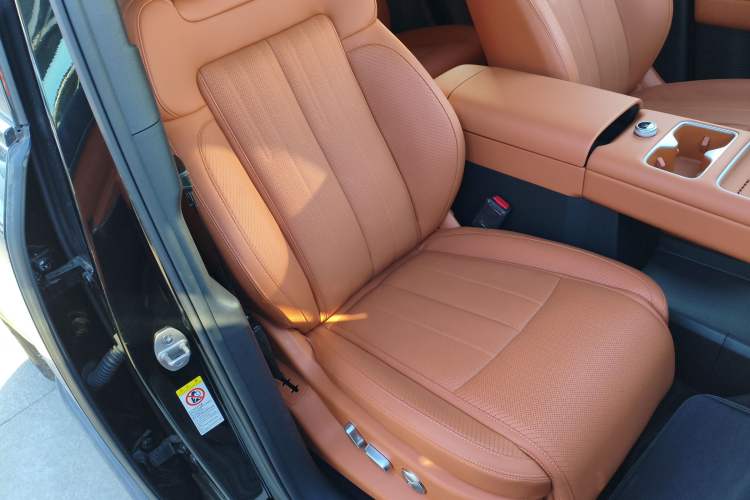 Used Formula Leopard Tai 7 2025 Model 200 km Two-Wheel Drive Max Edition