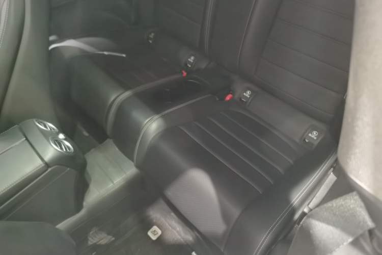 Used Mercedes-Benz C-Class 2017 Facelift C 200 Coupe