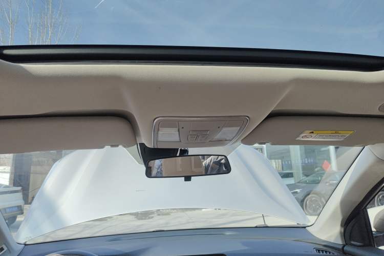 Used Landian E5 2023 1.5L DE-i 100KM Zhenxiang Edition 5-seater
