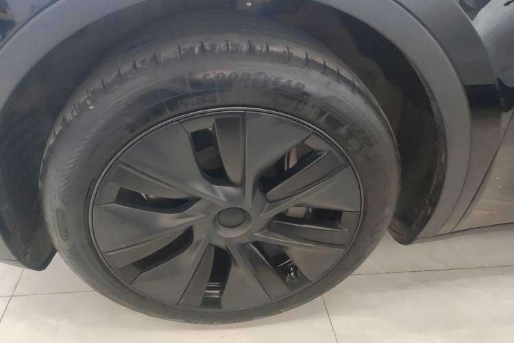 Used Tesla Model Y 2024 Rear-Wheel-Drive Version