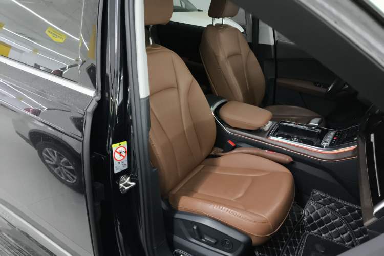 Used Audi Q7 2021 55 TFSI quattro S line Sport model