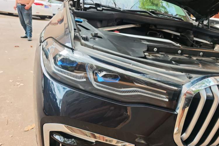 Used BMW X7 2021 xDrive40i Executive Model with M Sport Package
