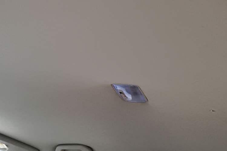 Used Haval H6 2012 2.4L Automatic Two-Wheel Drive Elite Version