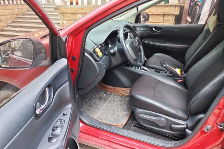 Used Nissan Tiida 2011 1.6L CVT Smart Version