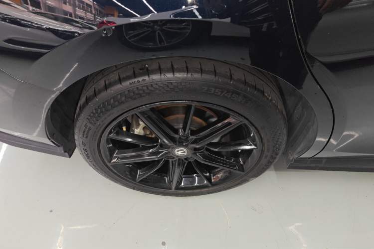 Used CHANGAN UNI-V 2023 1.5T Prestige Model Exterior 5