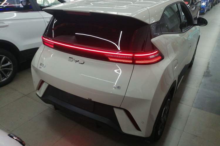 Used BYD Seagull 2025 305 km Free Version
