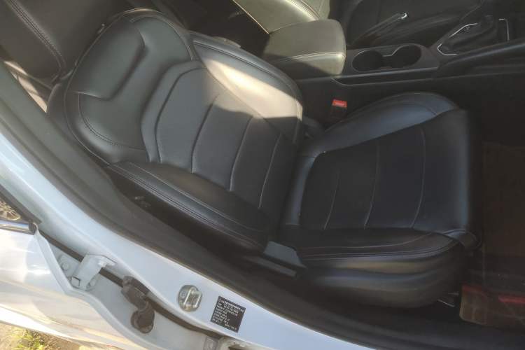 Used Dongfeng Fengon 500 2021 1.5L CVT Enjoyment Model Right Front Seat