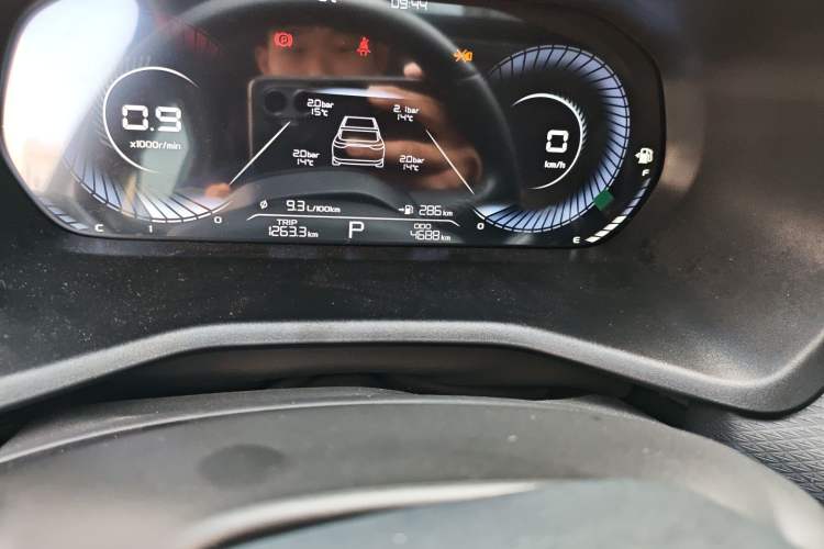 Used Geely Auto Emgrand 2025 4th Generation 1.5L CVT Luxury Version Odometer Close Up