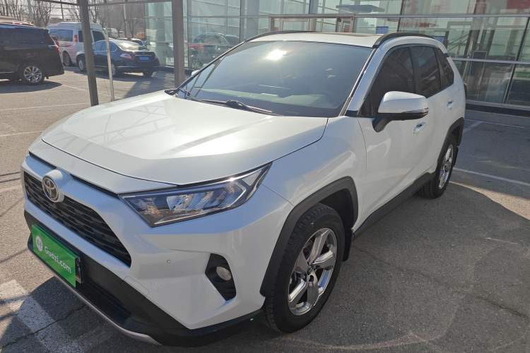 Used Toyota RAV4 2022 2.0L CVT Two-Wheel Drive Fashion Plus Edition
