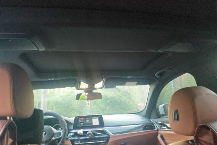 Used BMW 5 Series 2018 530Li Leading Model M Sport Package
