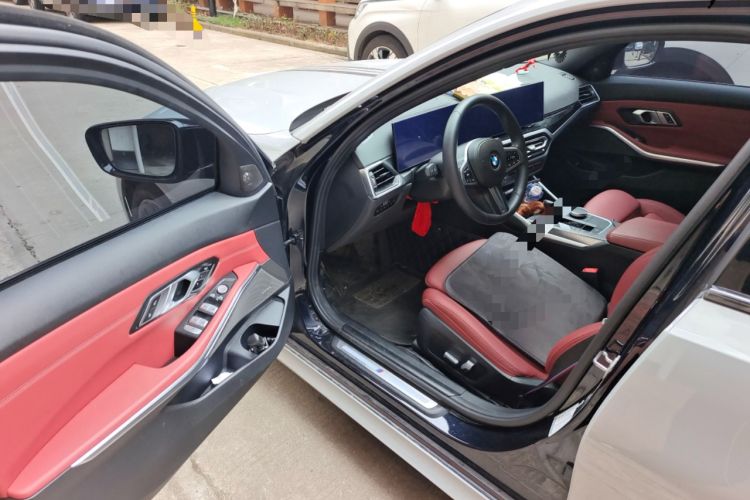 Used BMW 3 Series 2023 325i M Sport Night Edition Package Driver Seat