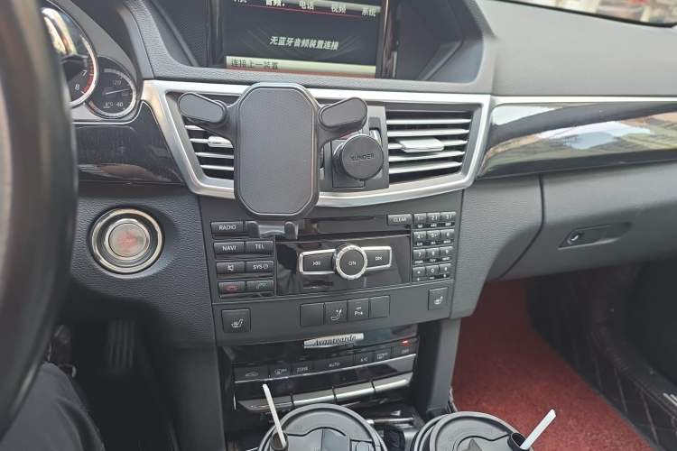 Used Mercedes-Benz E-Class 2013 E 260 L CGI Stylish Model
