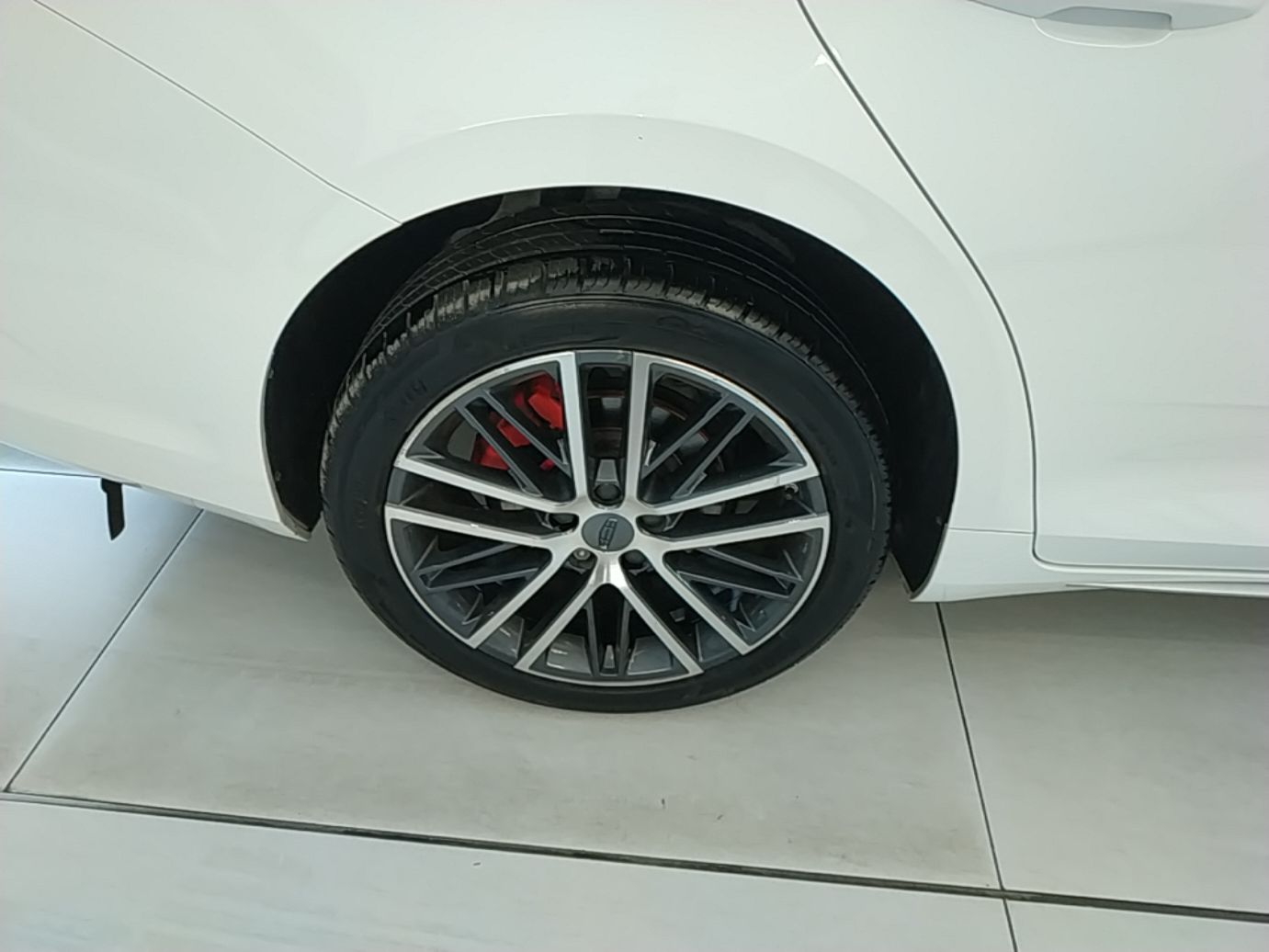 Geely Auto Preface 2023 2.0TD Prestige Version — снимка 11