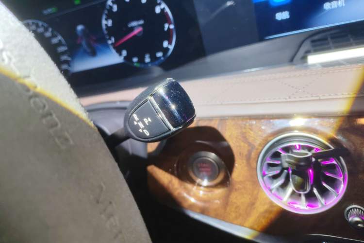 Used Mercedes-Benz S-Class 2012 S 300 L Business Standard Model Gear Lever