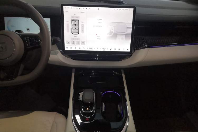 Used Zeekr 009 2022 WE Edition