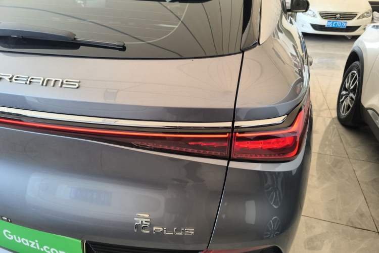 Used BYD Yuan PLUS 2024 Honor Edition 430KM Leading Model