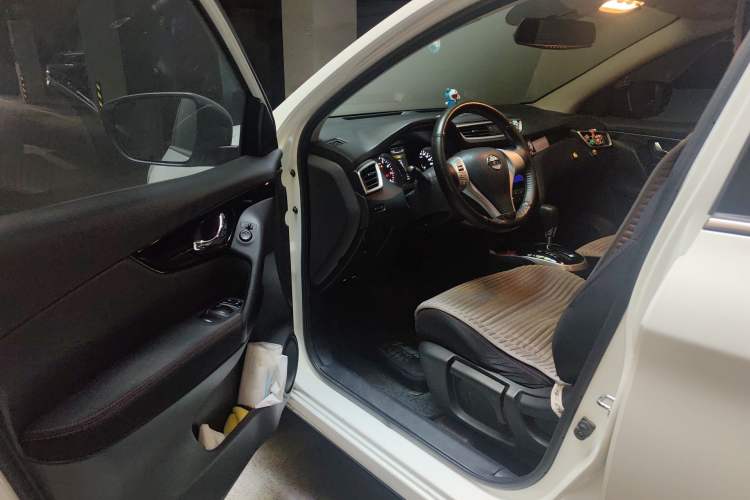 Used Nissan Qashqai 2016 2.0L CVT Elite Edition