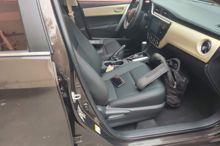 Used Toyota Corolla 2017 Revised Version 1.2T S-CVT GL-i
