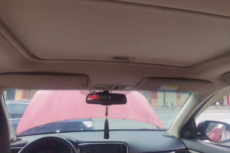 Used Mitsubishi Outlander 2018 2.0L Two-Wheel Drive Glory Edition 5 Seats
