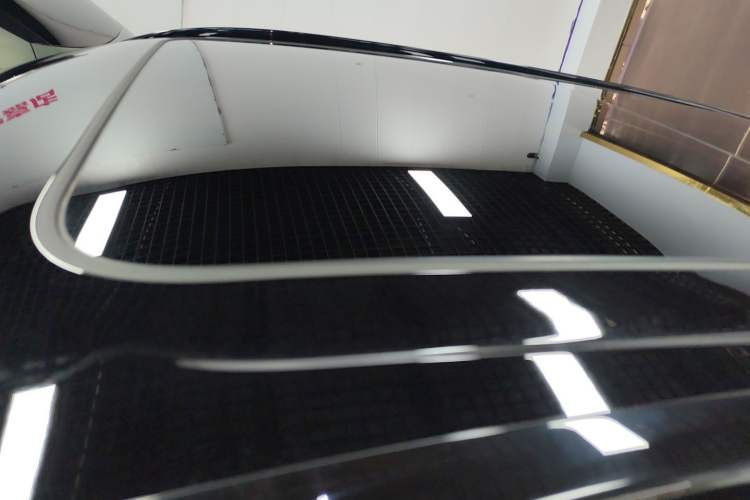 Used Lynk & Co 08 EM-P 2025 120km Long-Range Halo Roof