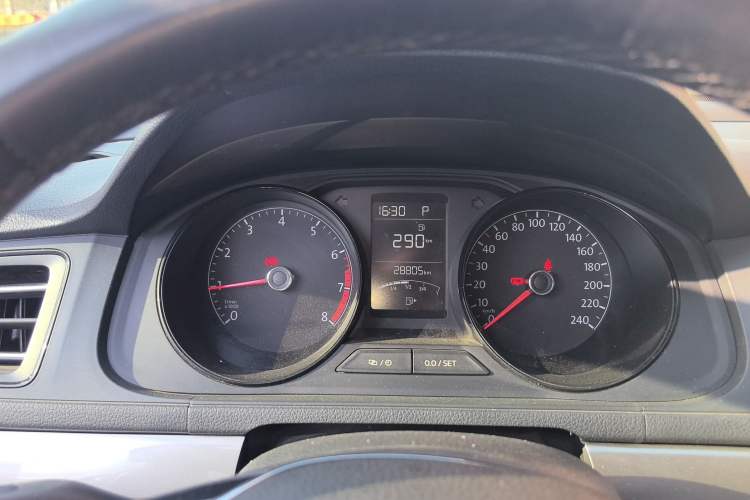 Used Volkswagen Lavida 2019 Lavida Start 1.5L Automatic Trendy Version China VI Standard Instrument Cluster