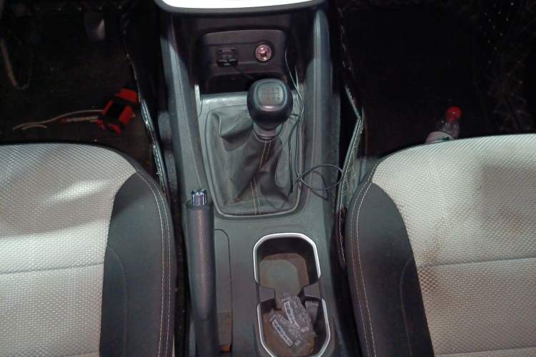 Used Wuling Hongguang S3 2019 1.5L Manual Standard Version China VI Standard