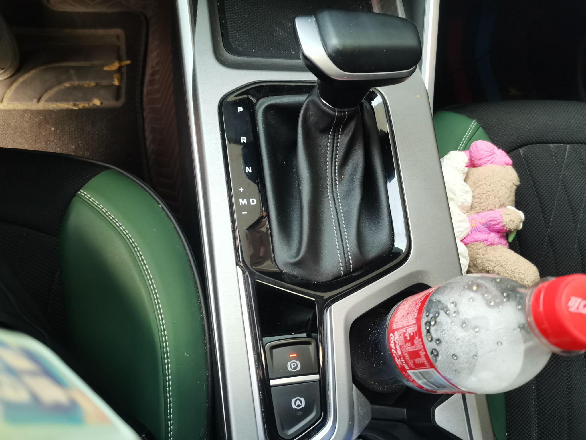 Geely Auto Emgrand 2026 Model 4th Generation 4 Millionth Anniversary Edition 1.5L CVT Overdrive Edition — снимка 14