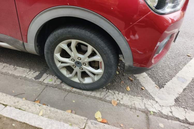 Used Haval H2s 2017 Red-Label 1.5T Dual-Clutch Elite Model