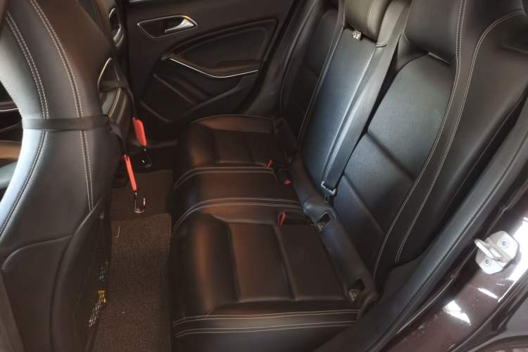 Used Mercedes-Benz GLA 2017 GLA 200 Sport Edition Left Rear Seat