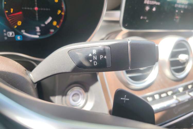 Used Mercedes-Benz GLC 2021 GLC 260 L 4MATIC Luxury Model
