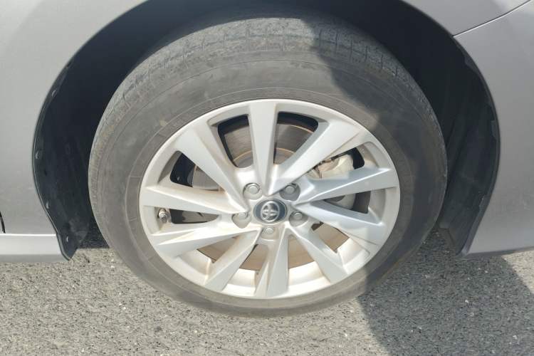 Used Toyota Camry 2021 2.0G Luxury Edition Right Front Wheel Hub