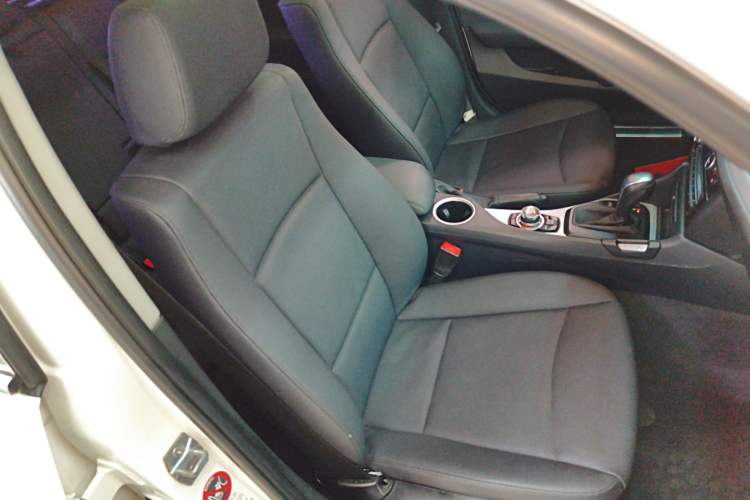 Used BMW X1 2013 sDrive18i Leading Model Right Front Seat