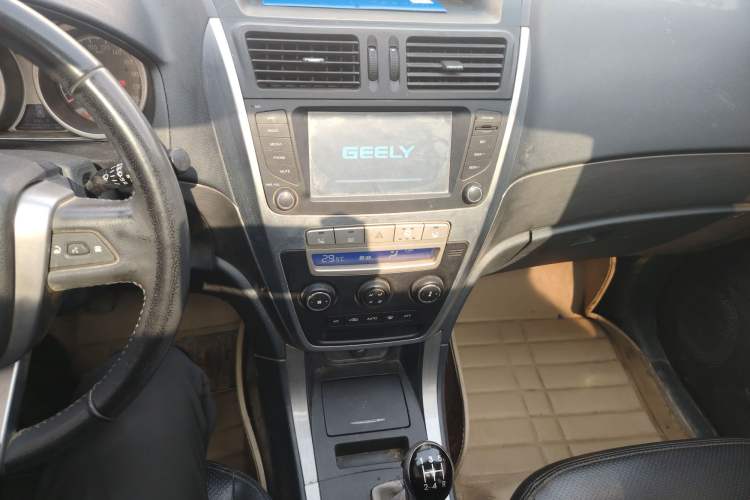 Used Geely Auto SX7 2013 1.8L Manual Luxury Model
