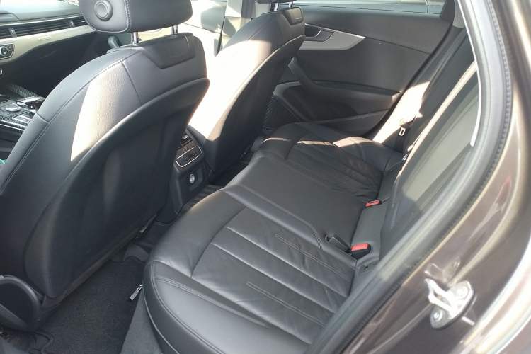 Used Audi A4 2017 45 TFSI allroad quattro Fashion Edition