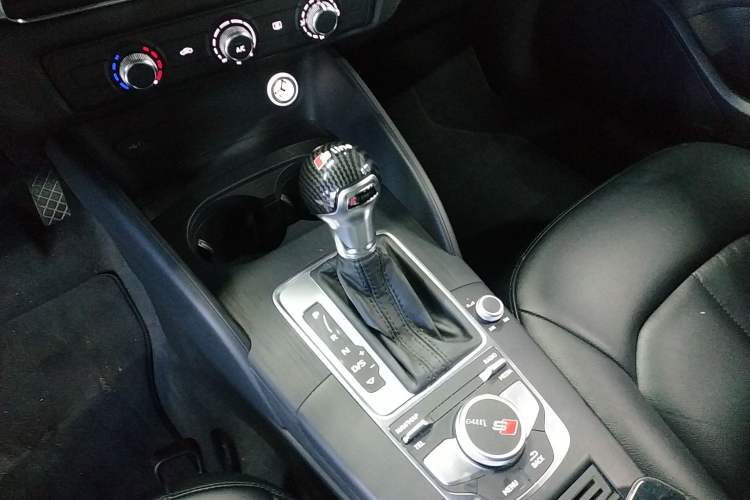 Used Audi A3 2018 30th Anniversary Edition Limousine 35 TFSI Ambition Model
