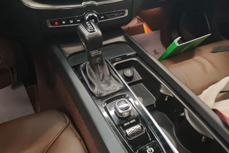 Used Volvo XC60 2021 T5 4x4 Smart Luxury Edition