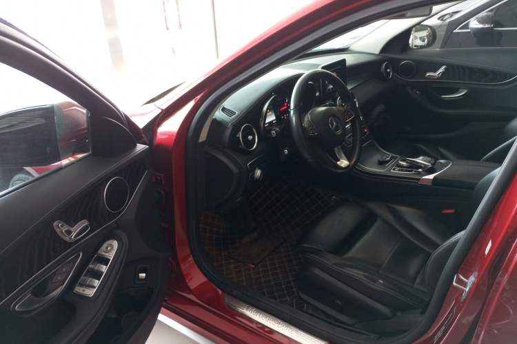 Used Mercedes-Benz C-Class 2017 Restyled C 180 L Fashion Edition Sport Version
