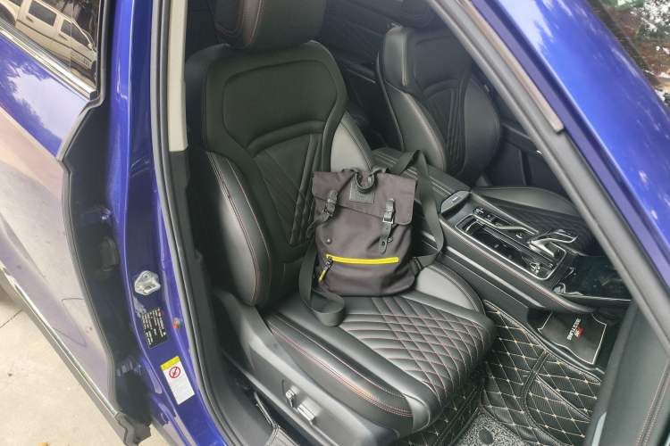 Used Bestune T99 2020 20TD Automatic Prestige Edition Right Front Seat